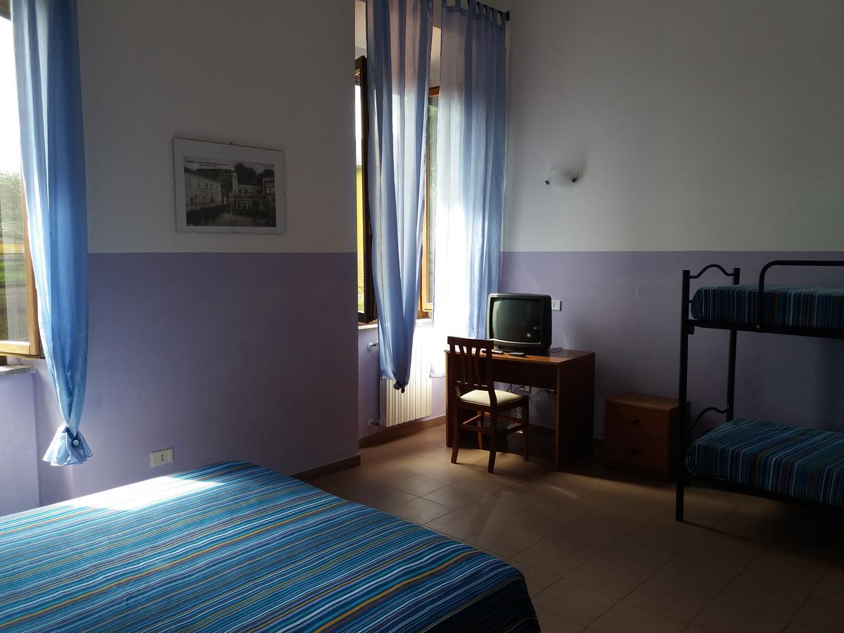 Ostello Ortensi Farnese Exteriér fotografie